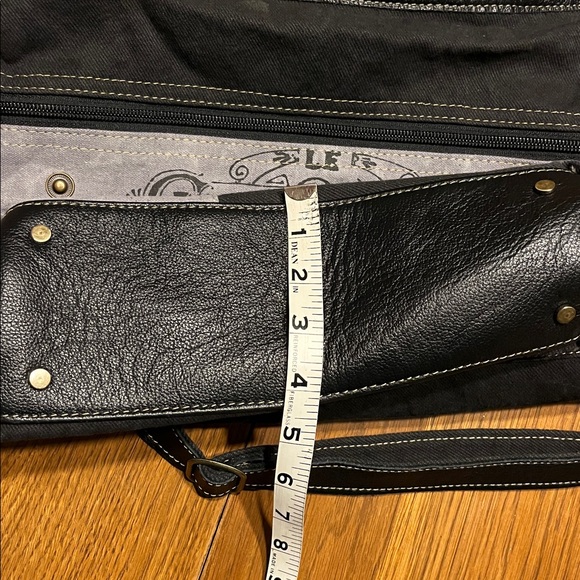 Myra large Cannon Ridge crossbody bag - Picture 8 of 8